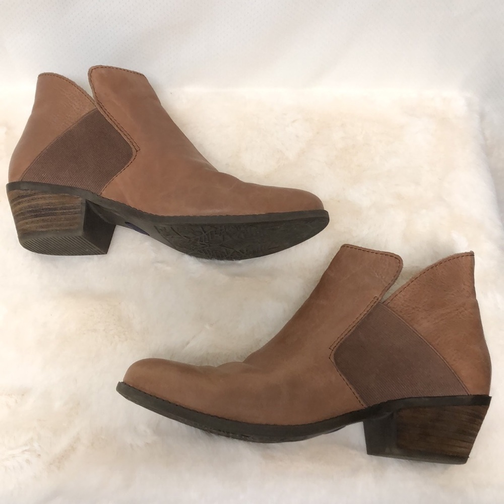 Me Too Booties - Picture 6 of 10